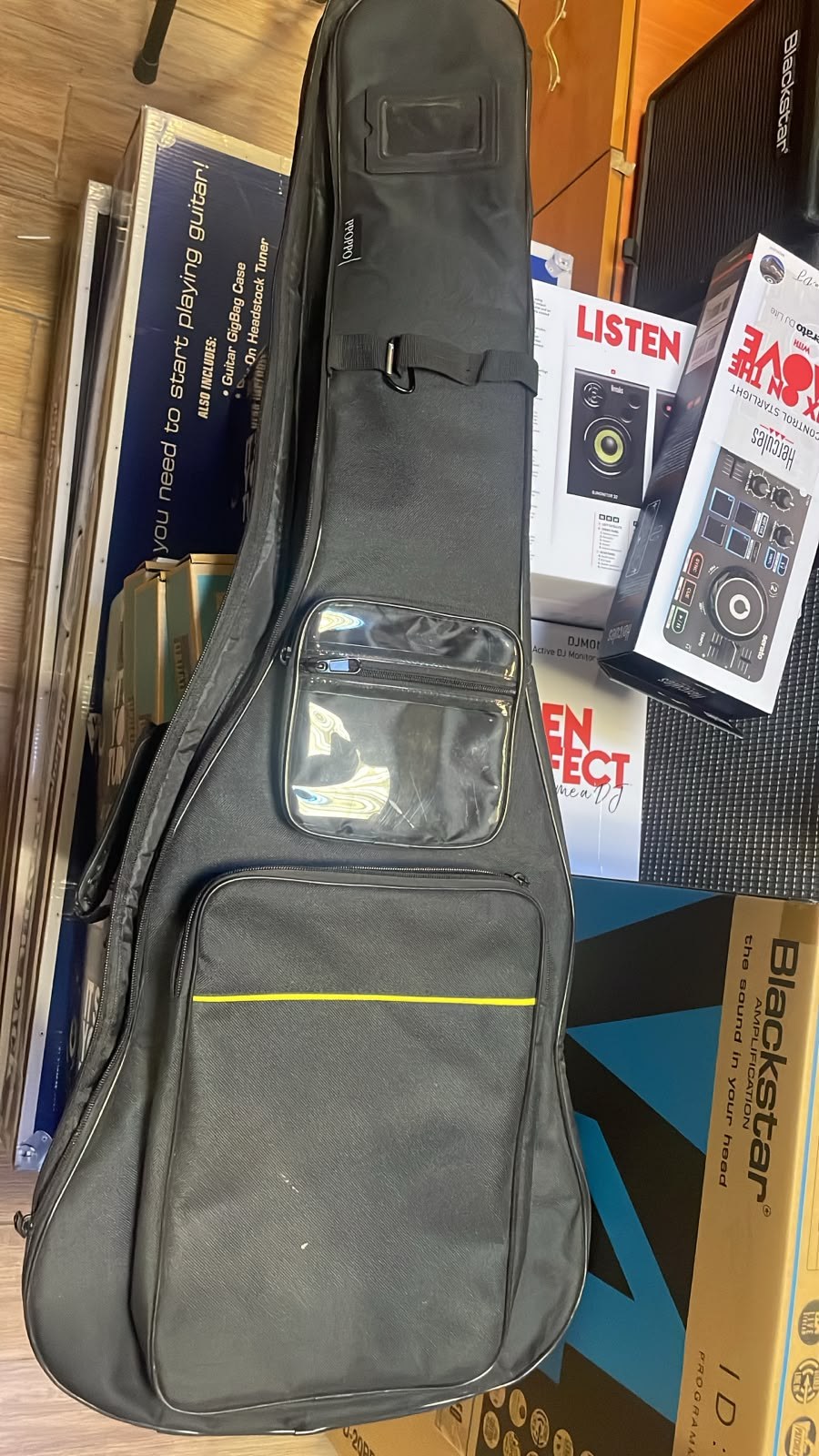 Case Guitar GEWA
