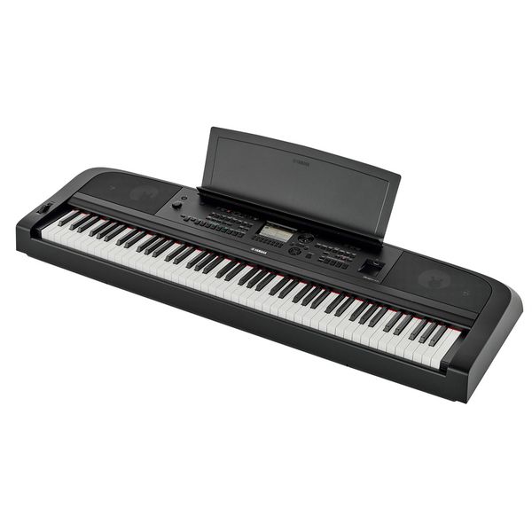 Yamaha DGX670B