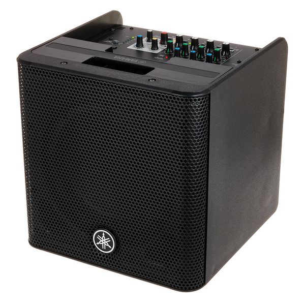 yamaha STAGEPAS200BTR
